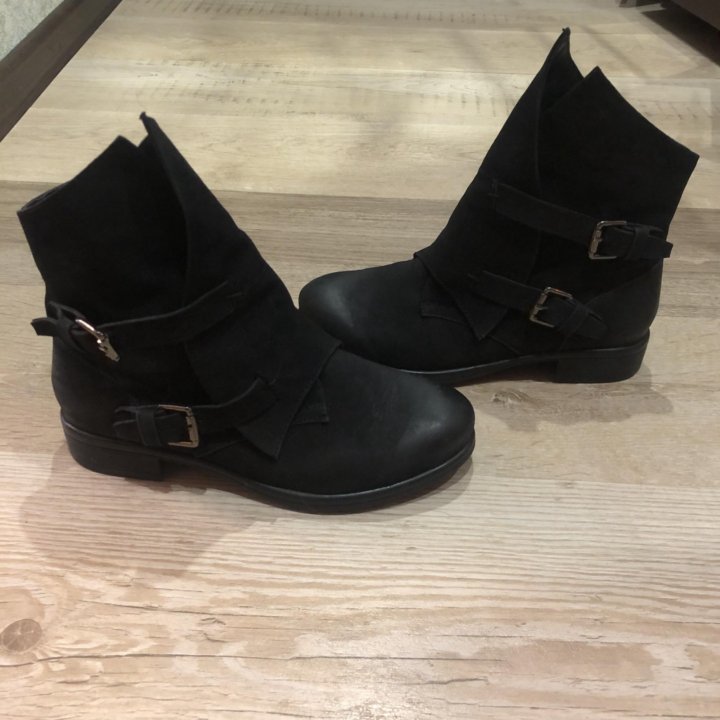 Полусапожки 39 размер