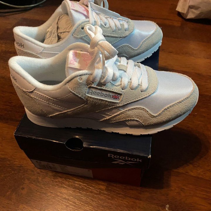 Кроссовки REEBOK