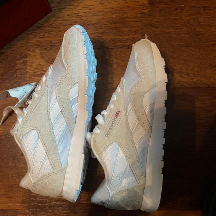 Кроссовки REEBOK