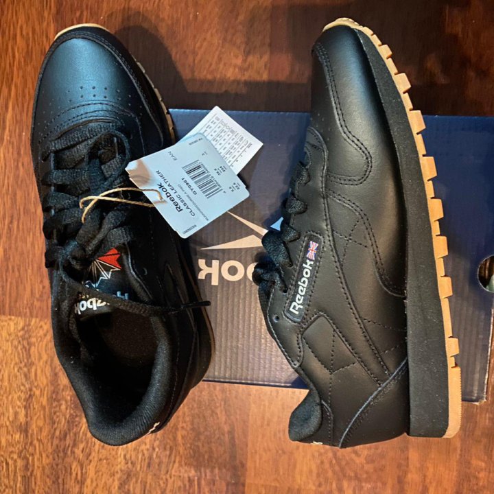 Кроссовки REEBOK