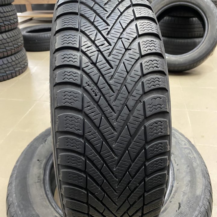 185/60 R15 Pirelli Cinturato Winter