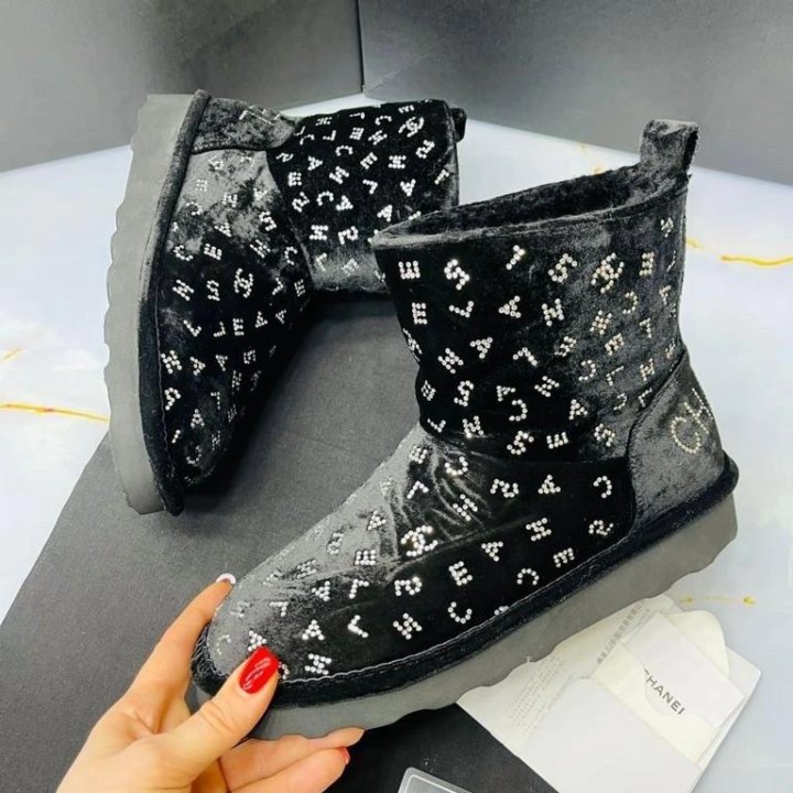Натуральные угги Chanel