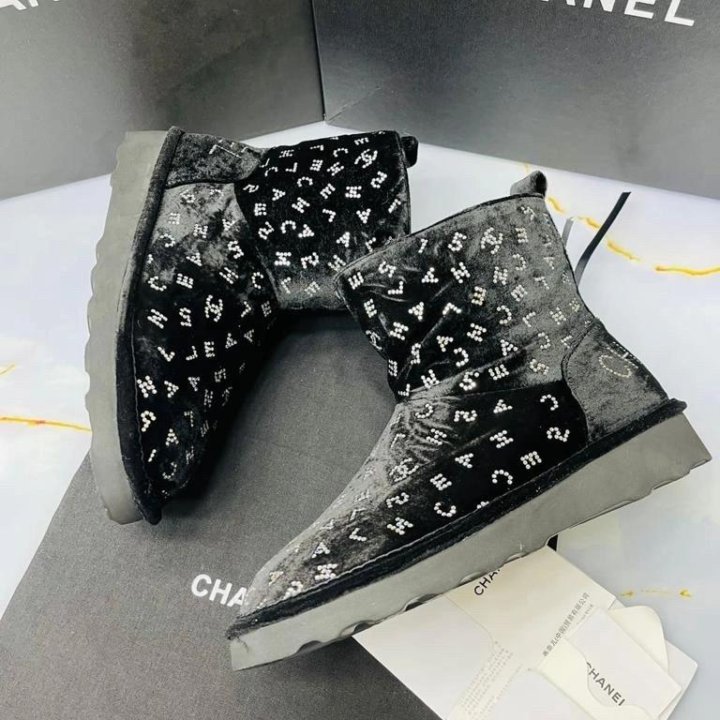 Натуральные угги Chanel