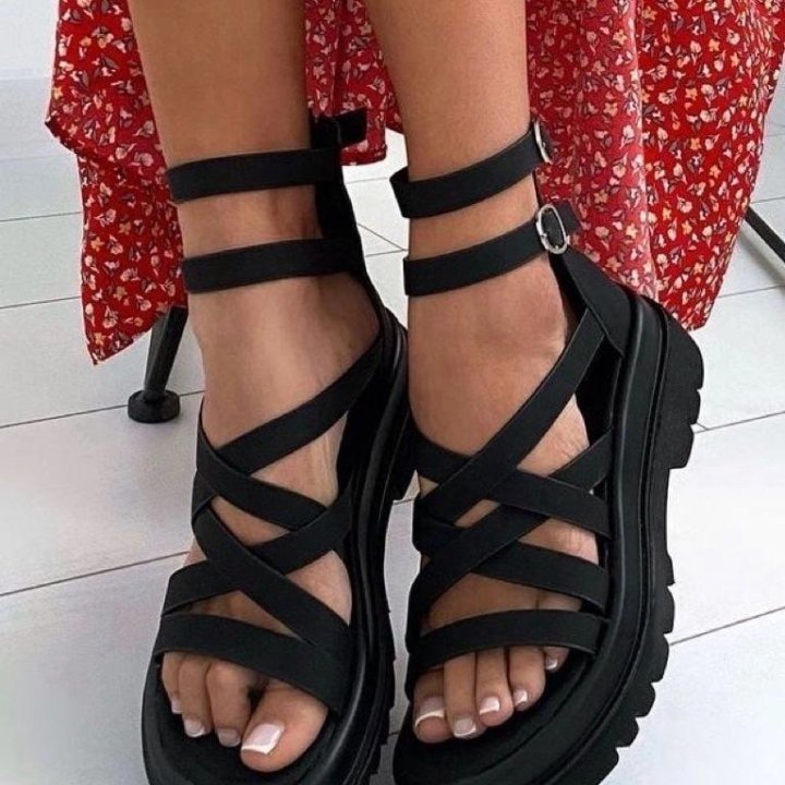 Стильные Сандали