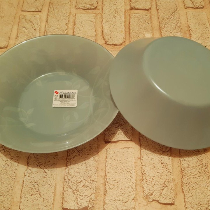 Новые суповые тарелки из стекла Ясемин Грин, 22 см