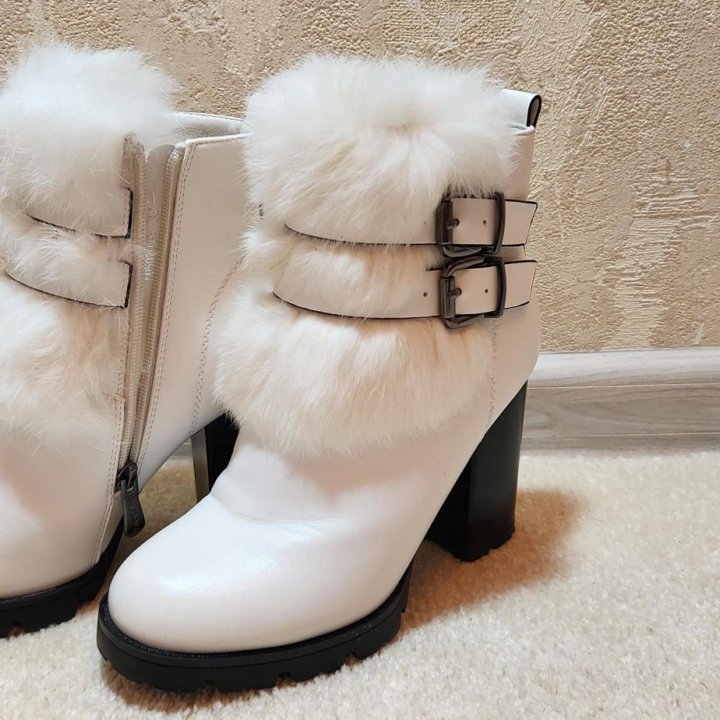 Ботинки женские