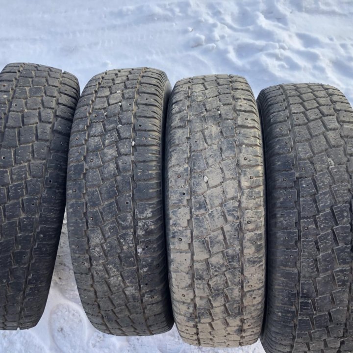 225/75 R16C Грувые зимние шины Ханкук