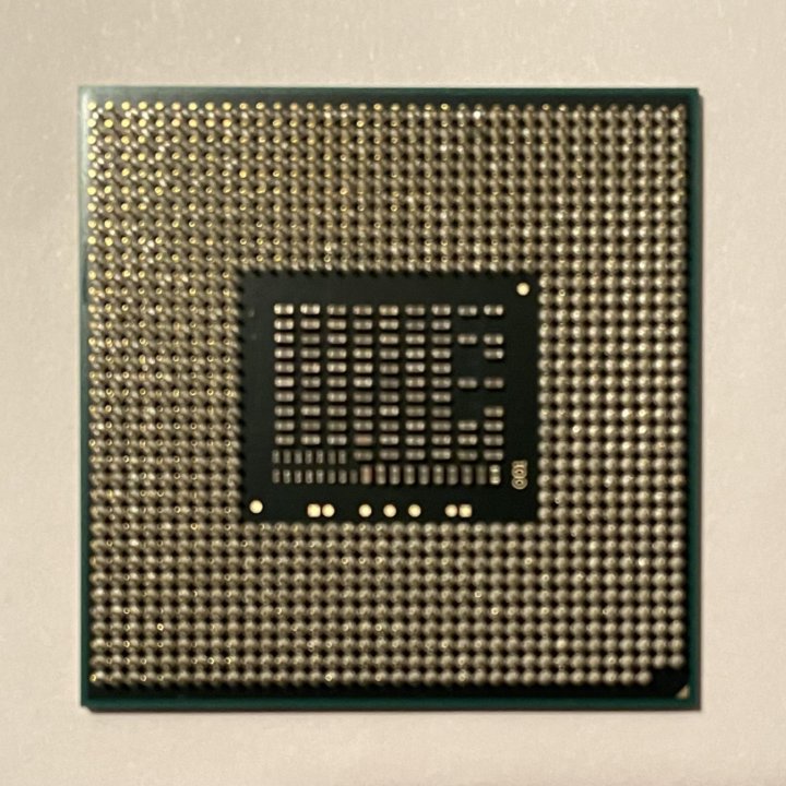 Процессор Intel Core i3-2330M