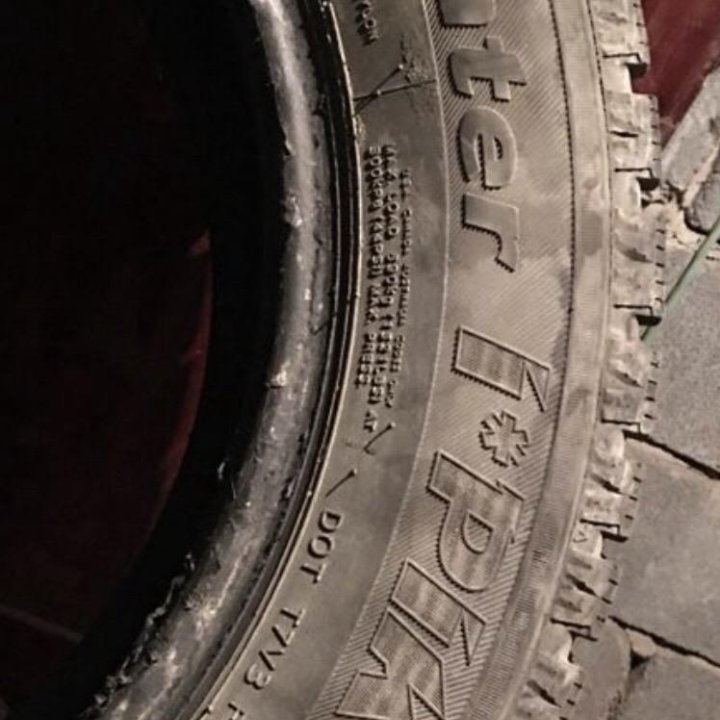 215/60 R17 шина зимняя Ханкук 1 шт