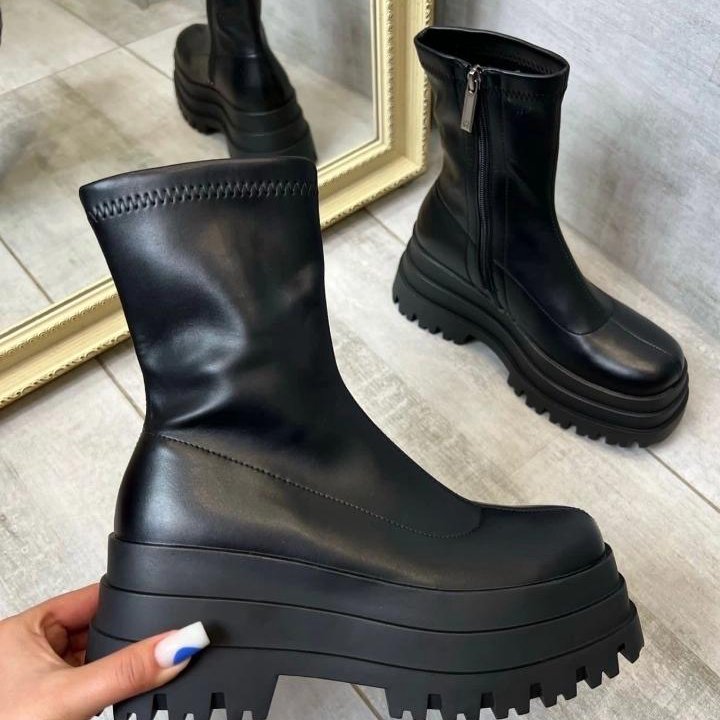 Ботинки демисезонные на платформе