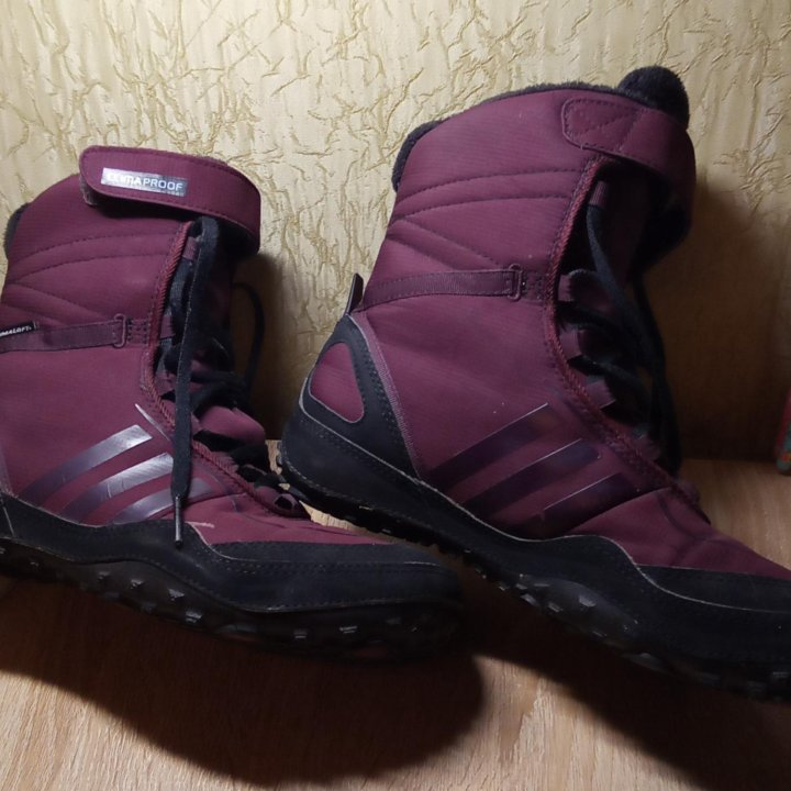 Ботинки Adidas ( зима )