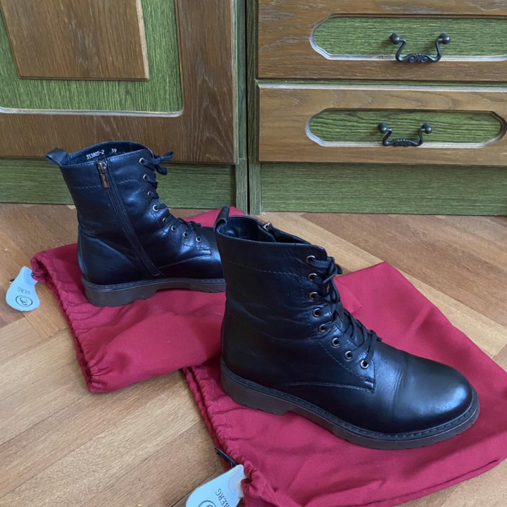 Ботинки зимние 39
