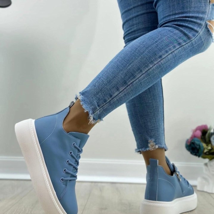 Кроссовки демисезонные