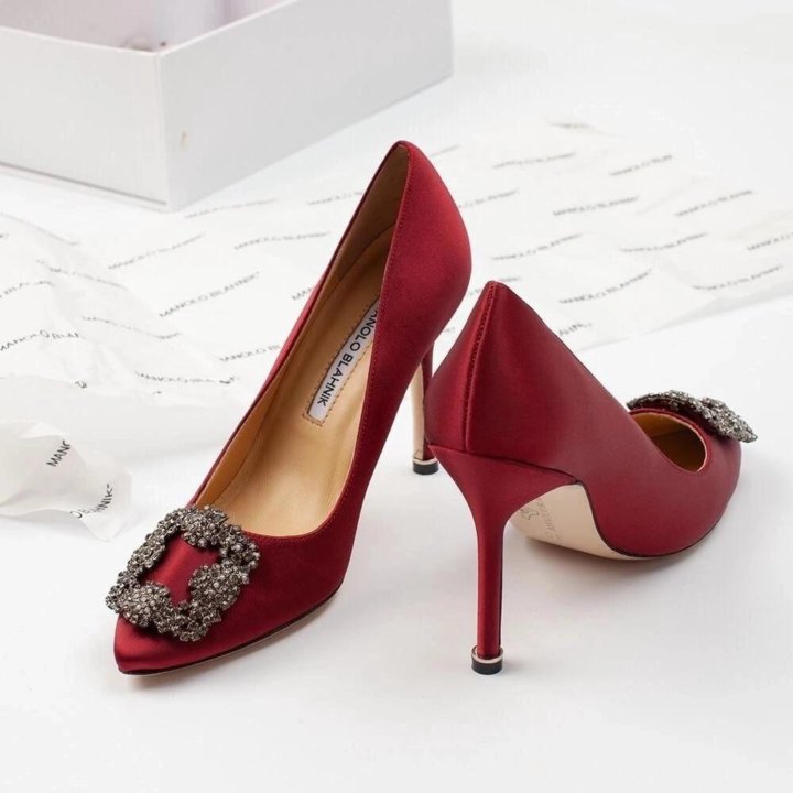 Туфли Manolo Blahnik????