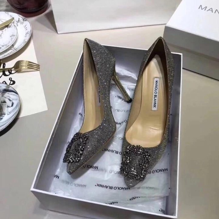 Туфли Manolo Blahnik????