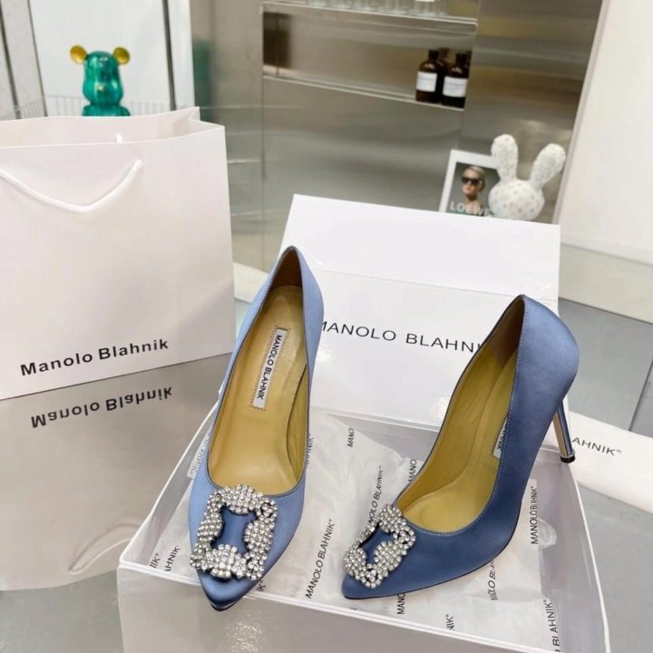 Туфли Manolo Blahnik????
