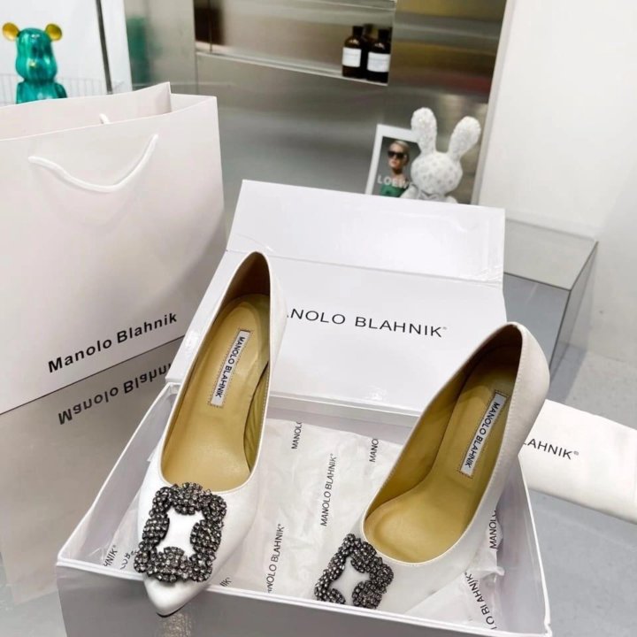 Туфли Manolo Blahnik????