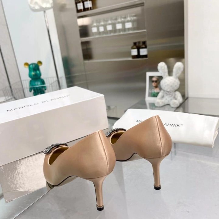 Туфли Manolo Blahnik????
