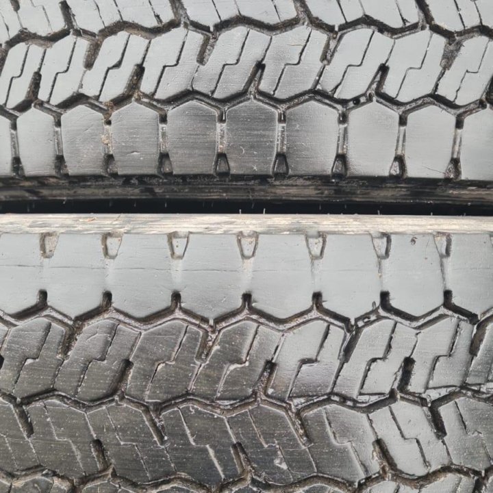 Шины грузовые б-у Michelin 215-75R17.5 4-2-1шт