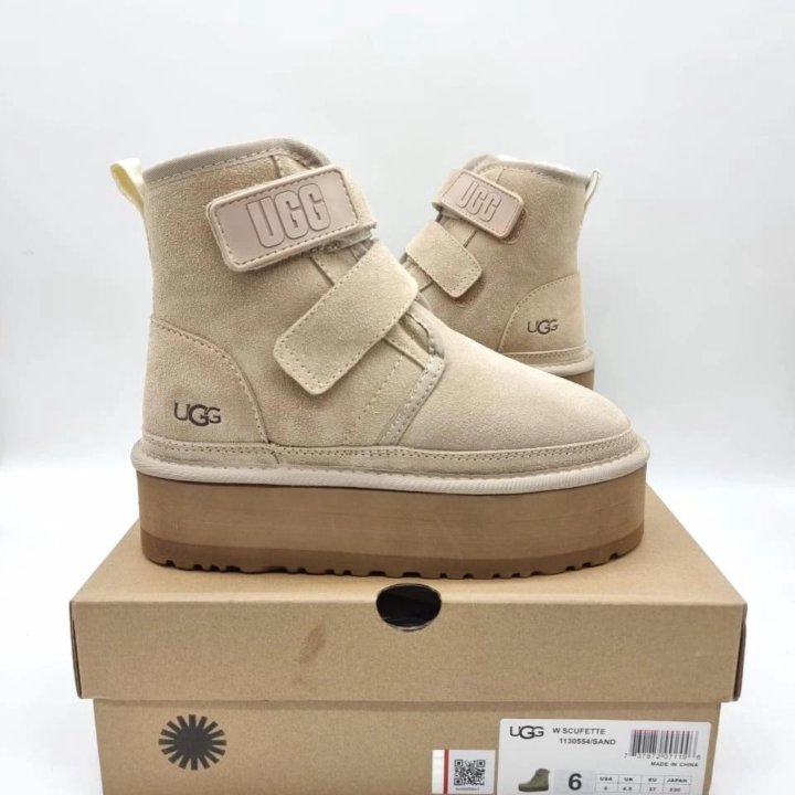 Ботинки Ugg????