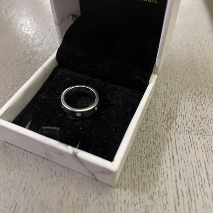 Кольцо LAV’Z