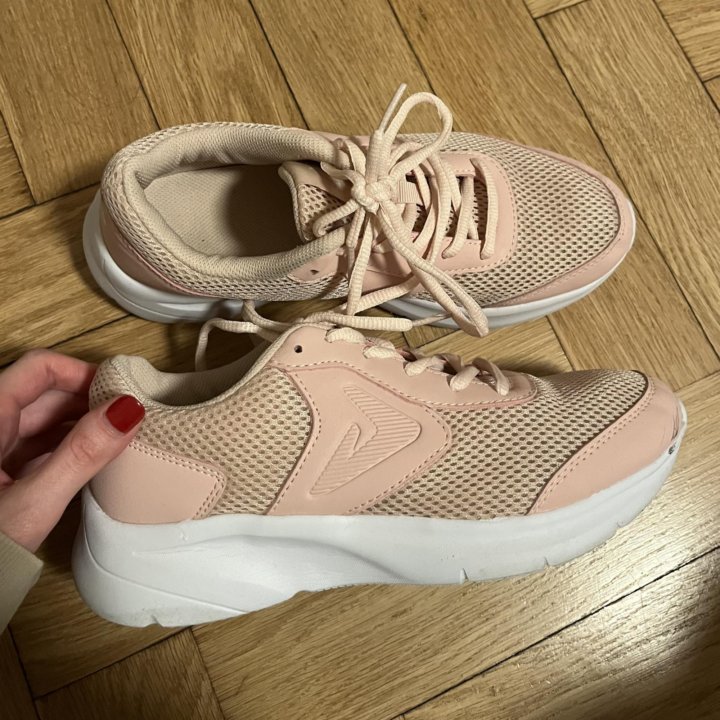 Кроссовки 38 размер