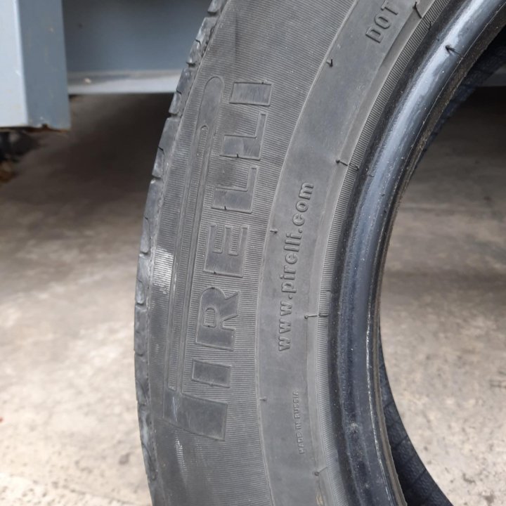 Pirelli 215/60/17, 2шт