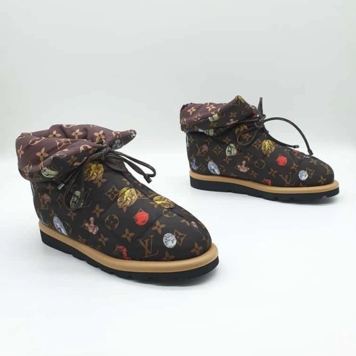Сапоги Louis Vuitton????