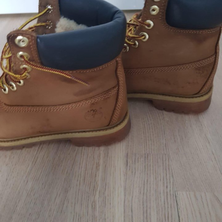 Зимние ботинки