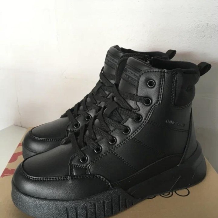 Утеплённые ботинки Strobbs