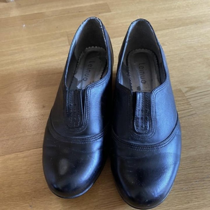 Туфли чёрные