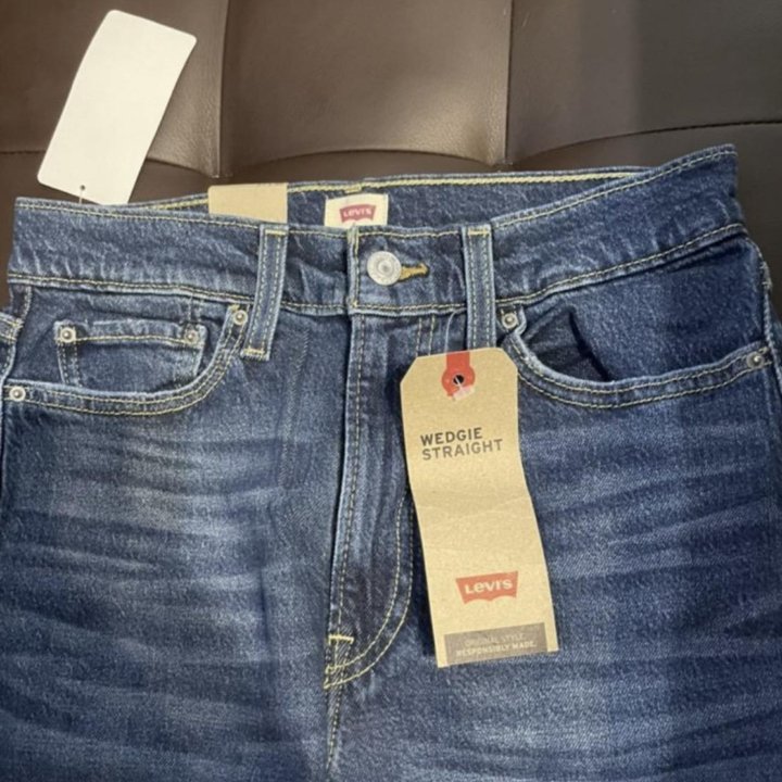 Женские джинсы Levi’s