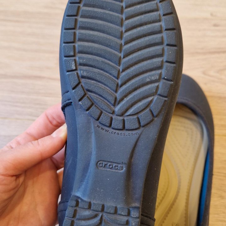 Балетки Crocs