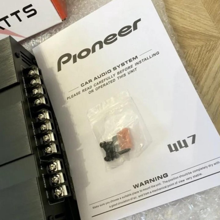 Автомобильный усилитель звука Pioneer