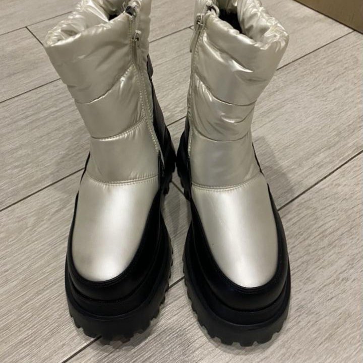 Дутики новые 37