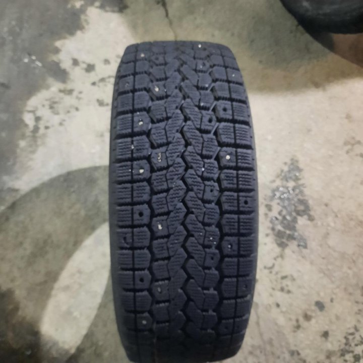 185/55R15 Yokohama Ice Guard F700S (Лот №5795)