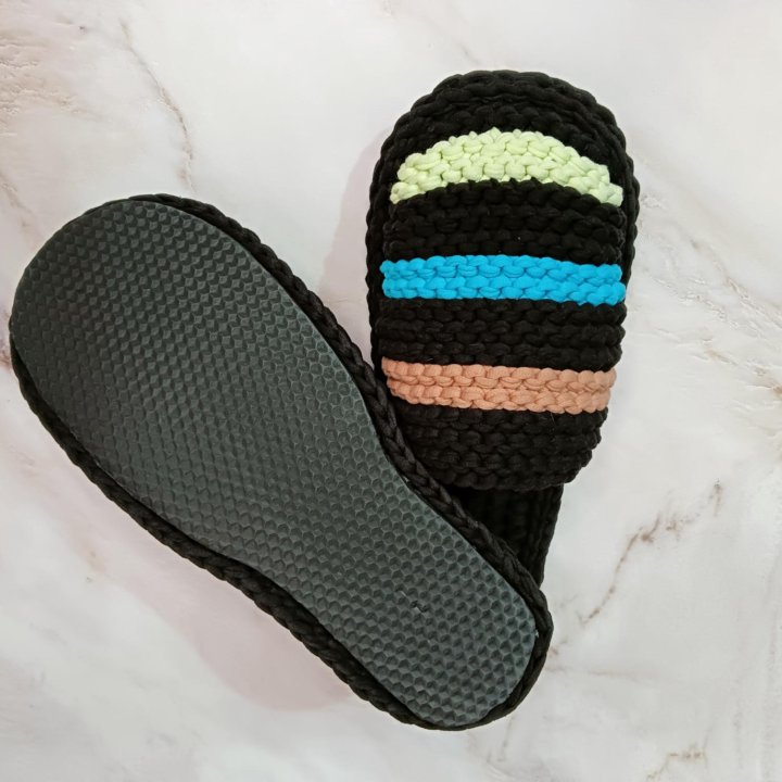 Тапочки вязаные