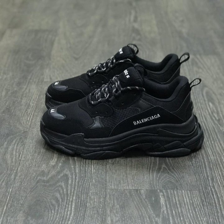 Кроссовки Balenciaga Triple S