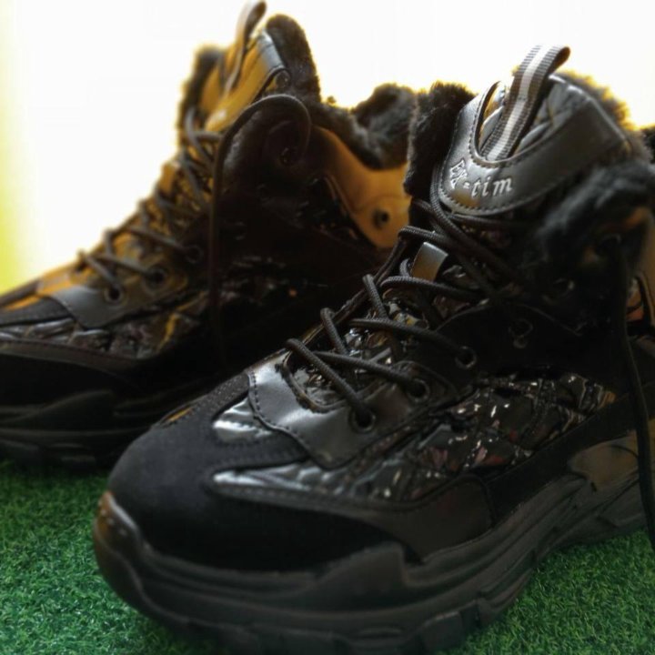 Ботинки женские