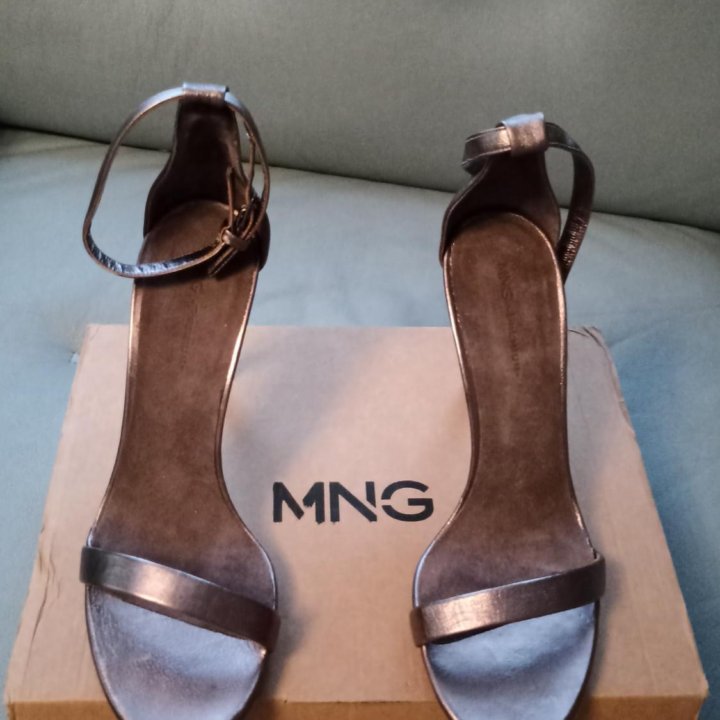 Босоножки Манго Mango