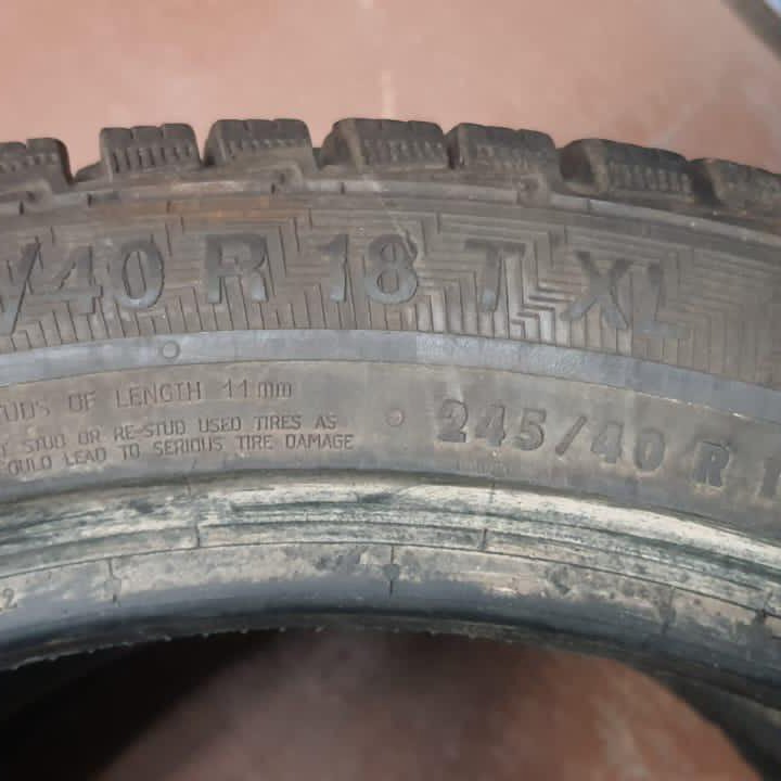 245/40 R18 шины зимние Гисловед 2шт