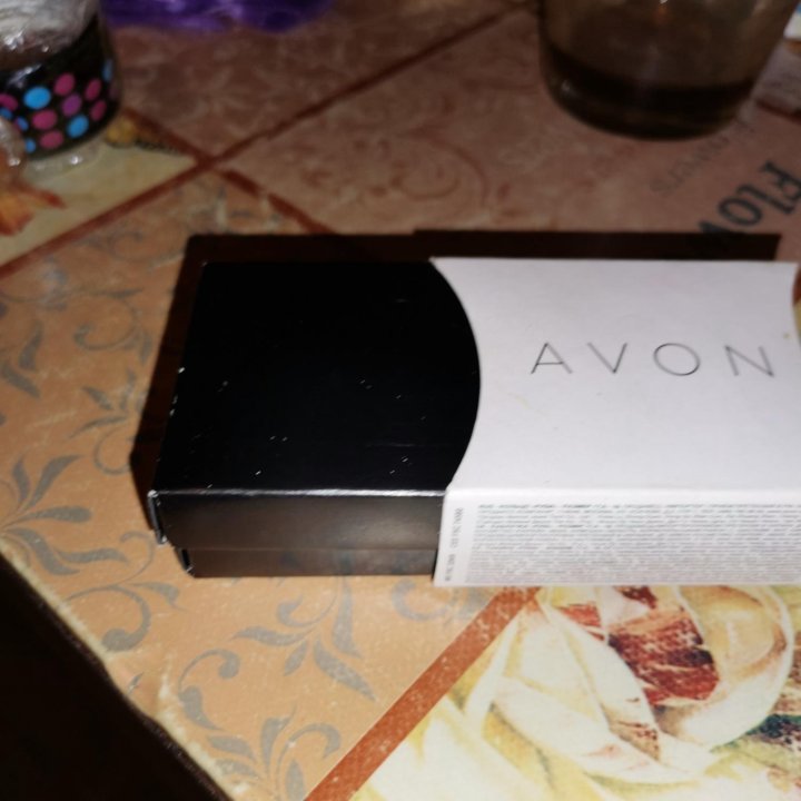 Брошь Avon