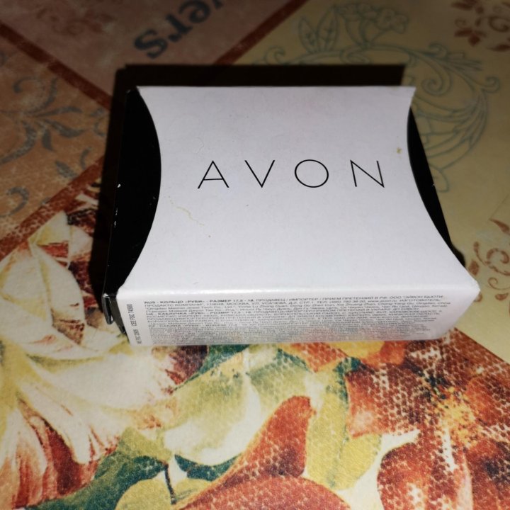 Брошь Avon