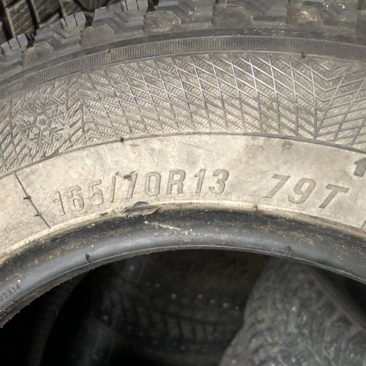 165/70 R13 шины зимние Максис 2шт как Новые