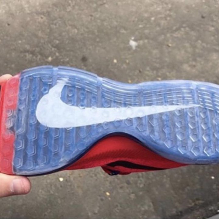 Кроссовки Nike Zoom новые