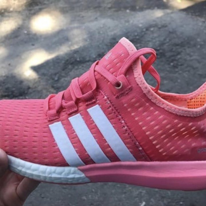 Кроссовки Adidas Boost новые