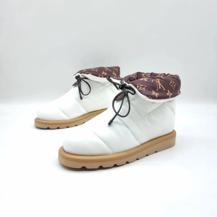 Сапоги Louis Vuitton????