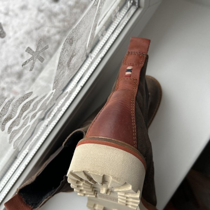 Полуботинки