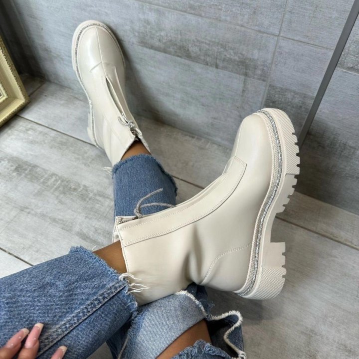 Демисезонные ботинки