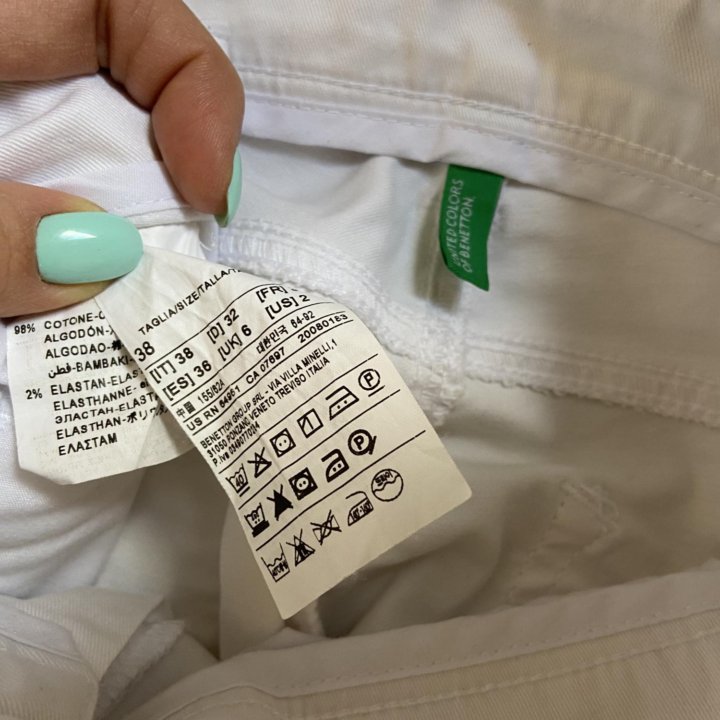 Джинсы XS-S Benetton новые белые